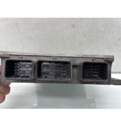 Calculateur moteur RENAULT CLIO 3
