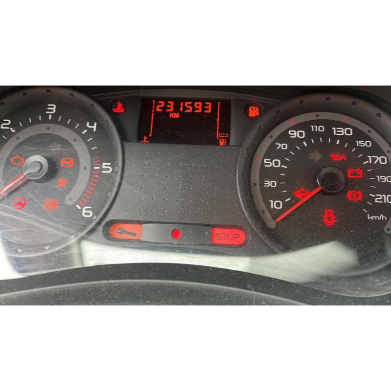 Calculateur moteur RENAULT CLIO 3 Photo n°7
