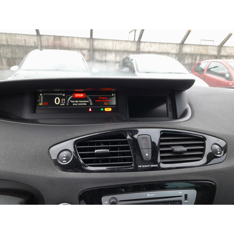 Trappe d'essence RENAULT SCENIC 3 Photo n°13