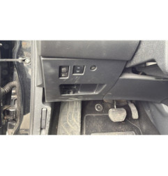 Serrure avant gauche PEUGEOT 308 1