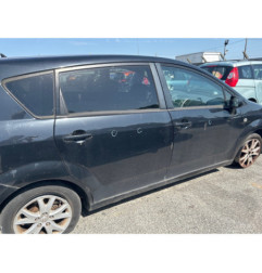 Vitre avant gauche TOYOTA COROLLA VERSO 2