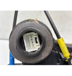 Serrure arriere droit TOYOTA COROLLA VERSO 2