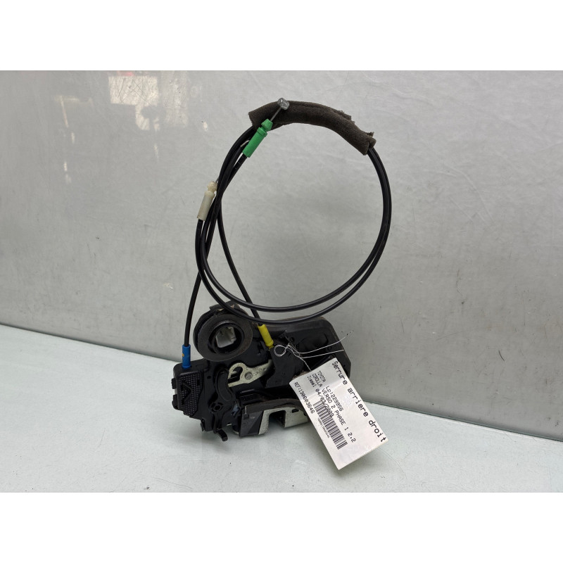 Serrure arriere droit TOYOTA COROLLA VERSO 2 Photo n°4
