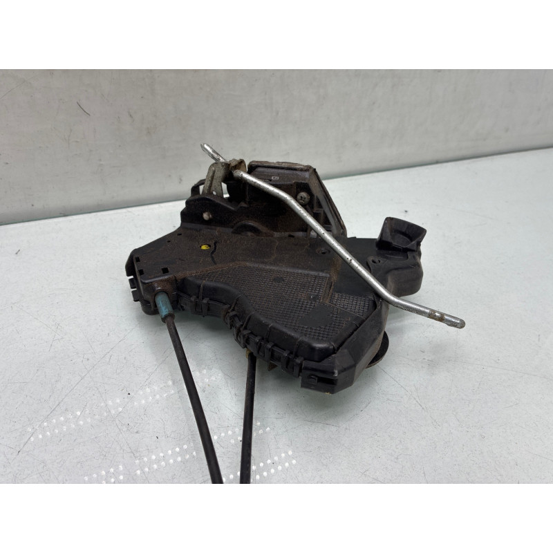 Serrure avant droit TOYOTA RAV4 3 Photo n°1