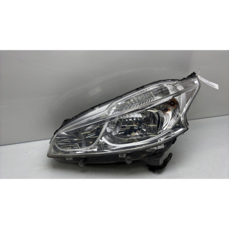 Optique avant principal gauche (feux)(phare) PEUGEOT 208 1 Photo n°1