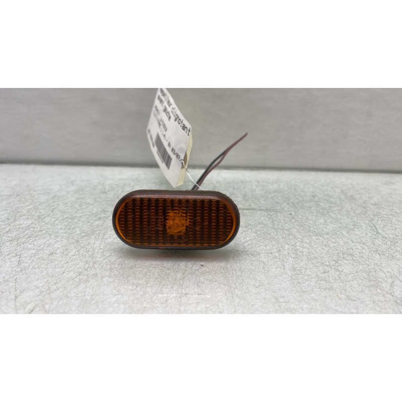 Repetiteur clignotant avant gauche (Feux) RENAULT CLIO 2 Photo n°1