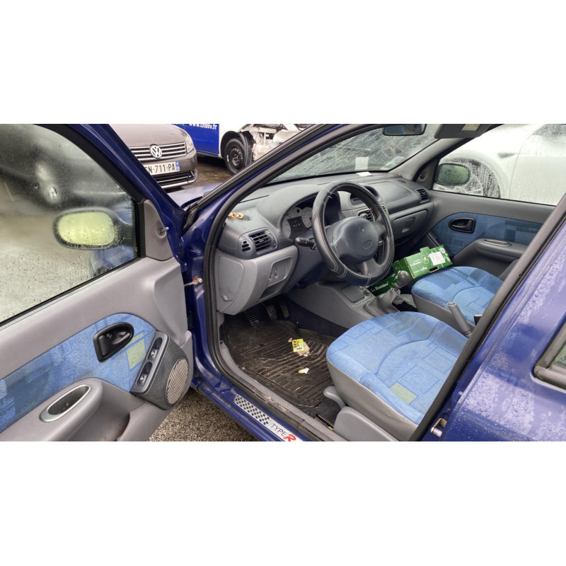 Repetiteur clignotant avant gauche (Feux) RENAULT CLIO 2 Photo n°6