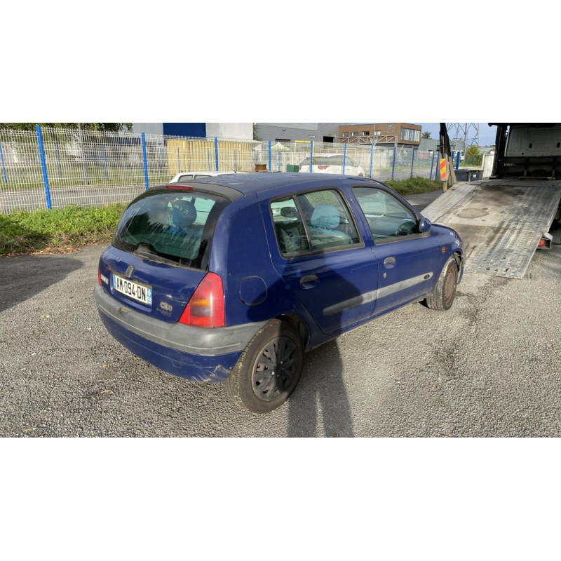 Repetiteur clignotant avant gauche (Feux) RENAULT CLIO 2 Photo n°8