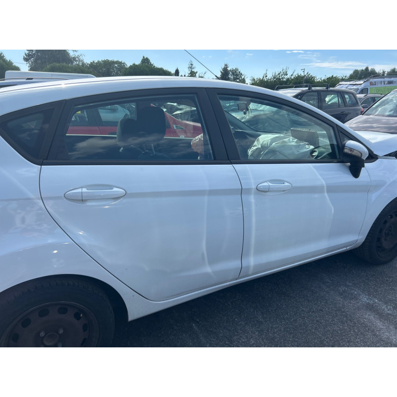 FORD FIESTA 6 PHASE 1 1.25i - 16V Photo n°15