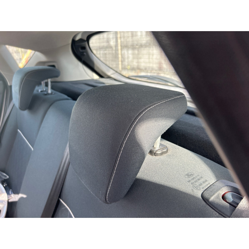 FORD FIESTA 6 PHASE 1 1.25i - 16V Photo n°17