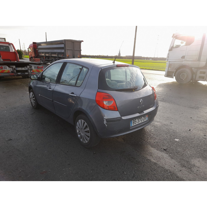 Renfort pare choc avant (traverse) RENAULT CLIO 3 Photo n°7