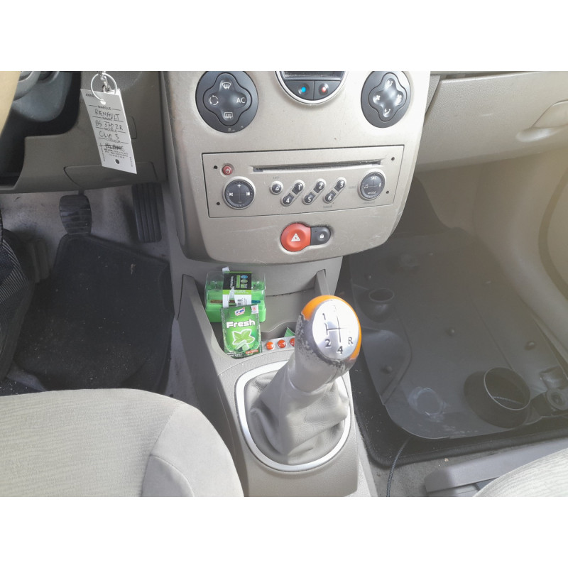 Renfort pare choc avant (traverse) RENAULT CLIO 3 Photo n°11
