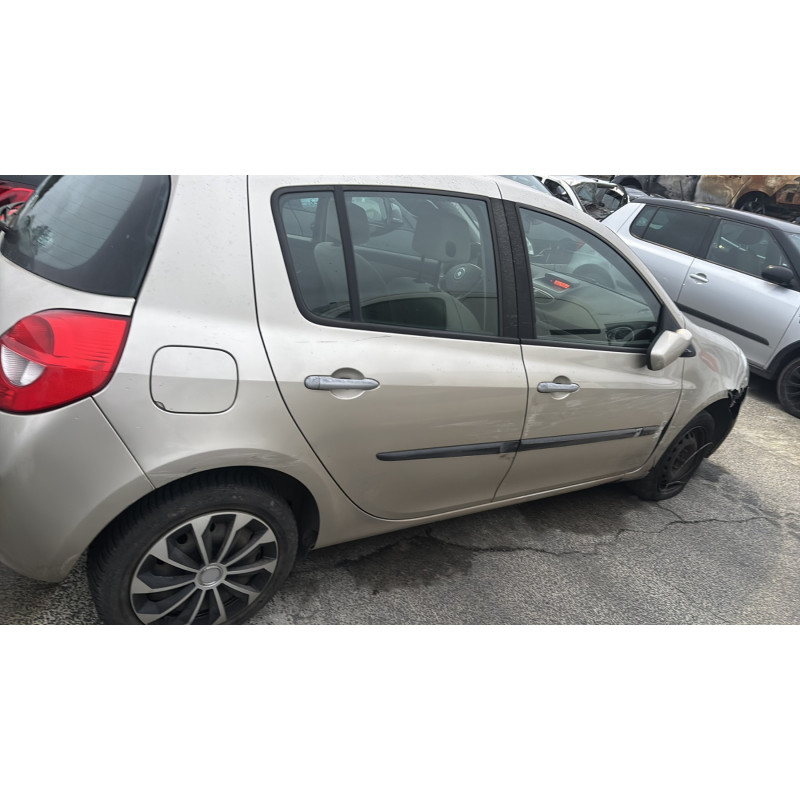 Renfort pare choc avant (traverse) RENAULT CLIO 3 Photo n°10