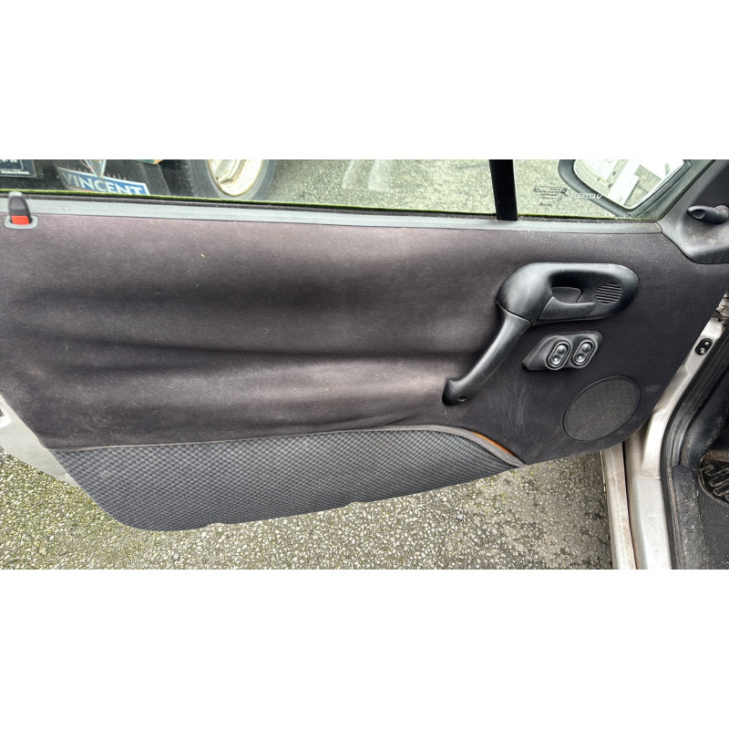 Serrure avant droit OPEL TIGRA 1 Photo n°17