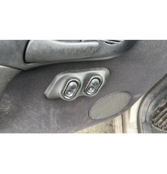 Serrure avant droit OPEL TIGRA 1