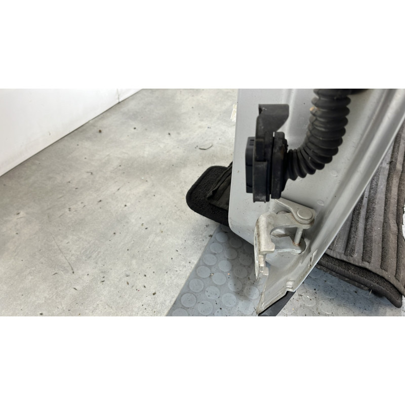 Porte avant gauche RENAULT GRAND SCENIC 3 Photo n°3