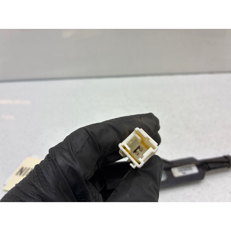 Attache ceinture avant droit PEUGEOT 3008 1 Photo n°4