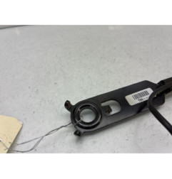 Attache ceinture avant droit PEUGEOT 3008 1