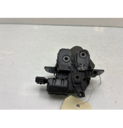 Serrure de coffre DACIA DUSTER 1