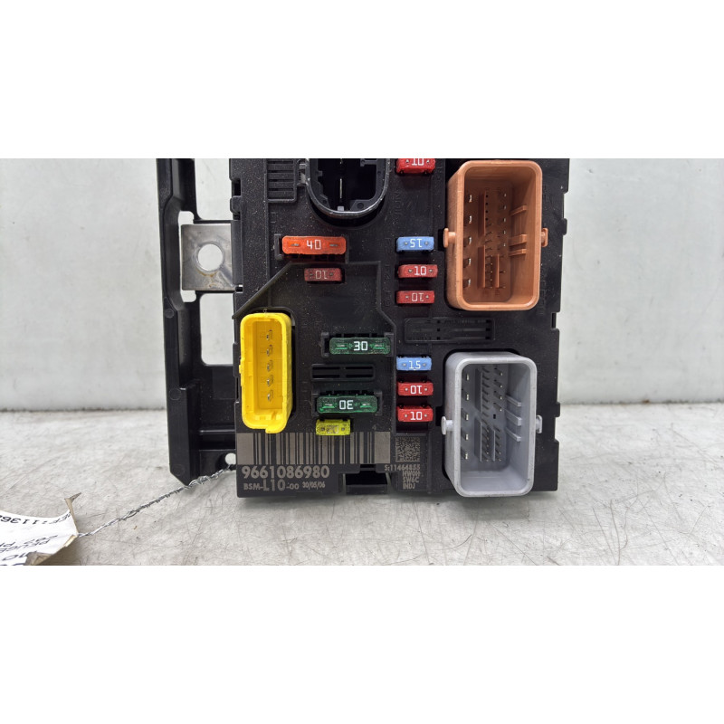 Boitier servitude moteur (BSM) PEUGEOT 207 Photo n°3