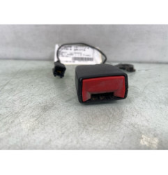 Attache ceinture arriere gauche PEUGEOT 5008 1