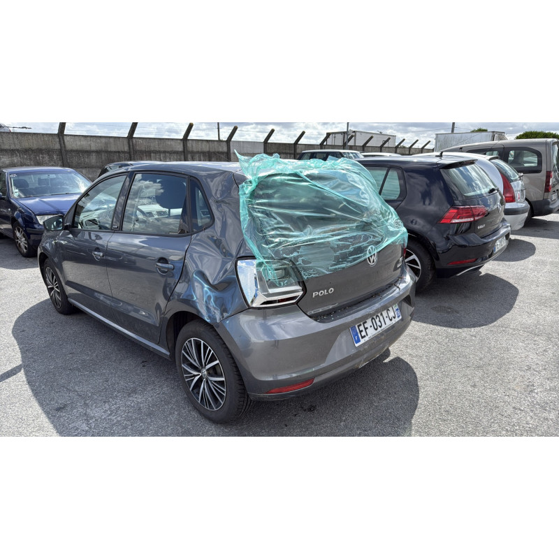 Vitre arriere gauche VOLKSWAGEN POLO 5 Photo n°9