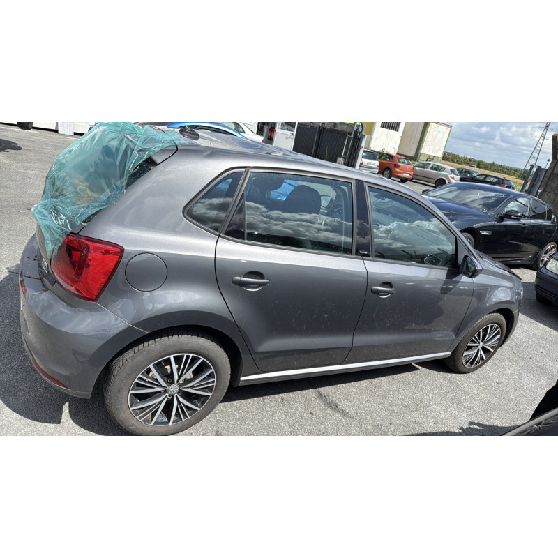 Vitre arriere gauche VOLKSWAGEN POLO 5 Photo n°12