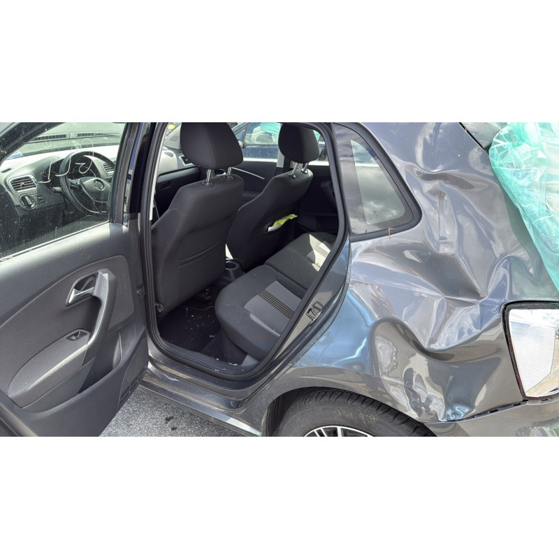 Vitre arriere gauche VOLKSWAGEN POLO 5 Photo n°16