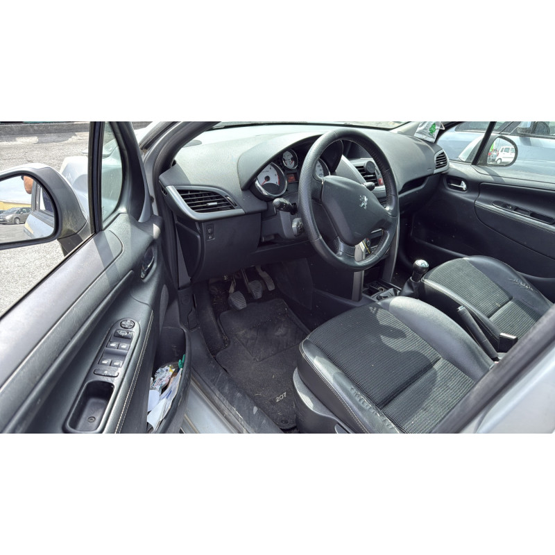 Moteur PEUGEOT 207 Photo n°13