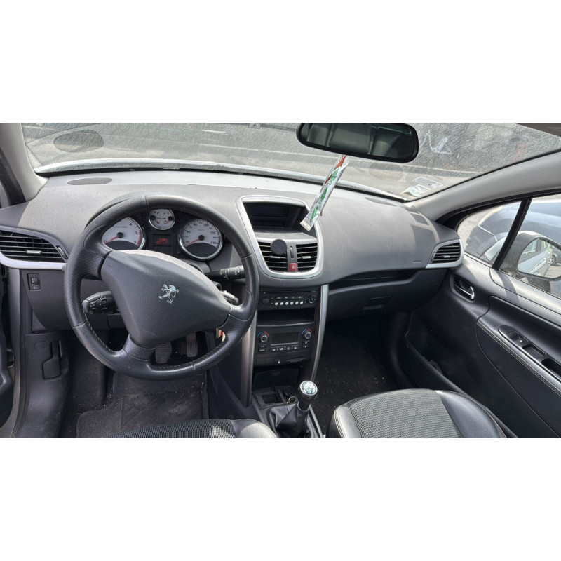 Moteur PEUGEOT 207 Photo n°16