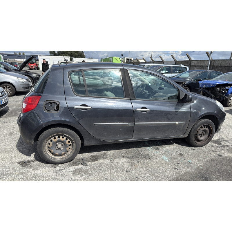 Alternateur RENAULT CLIO 3 Photo n°12