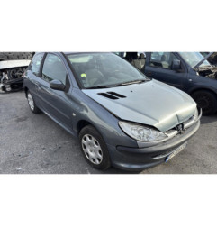 Attache ceinture arriere gauche PEUGEOT 206