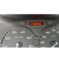 Attache ceinture arriere gauche PEUGEOT 206