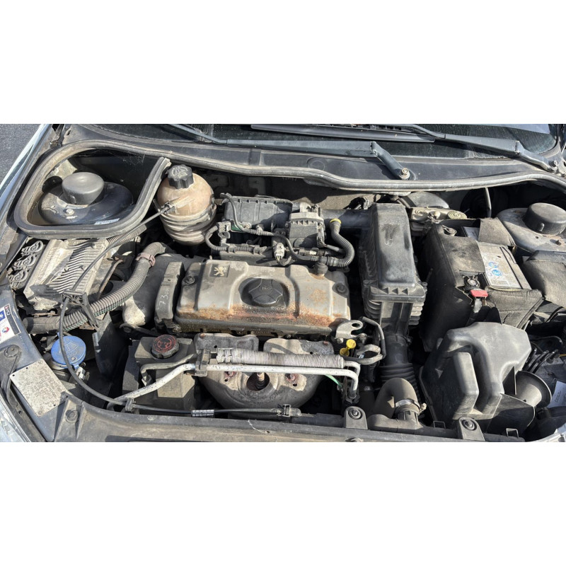 Attache ceinture arriere gauche PEUGEOT 206 Photo n°13