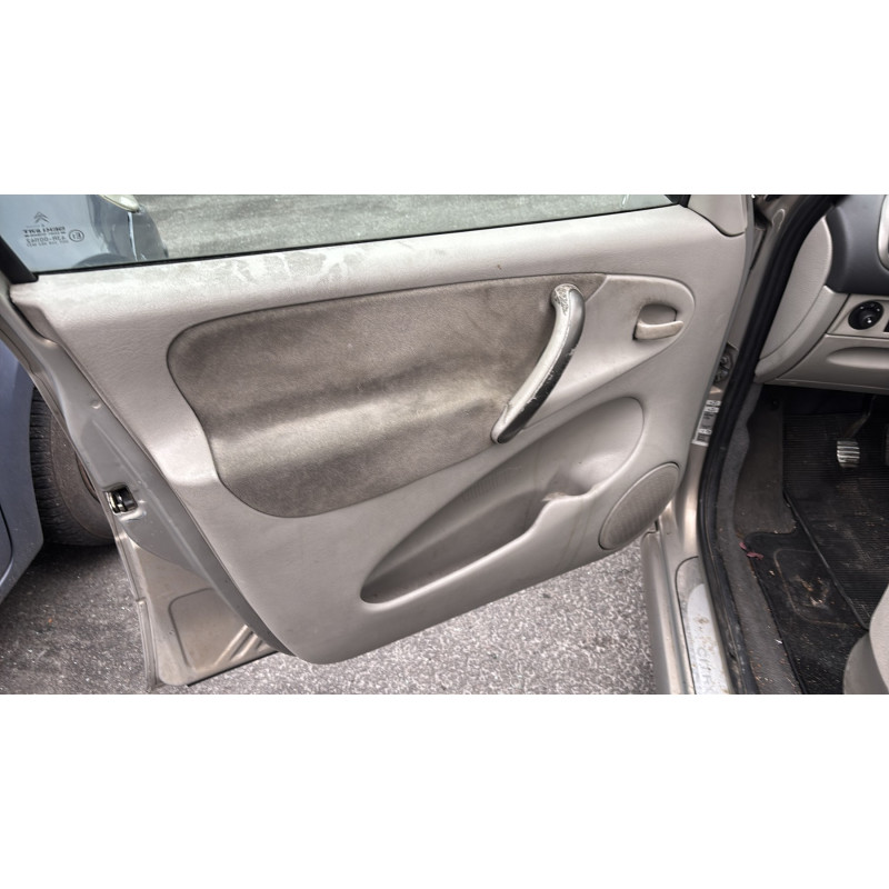 Moteur CITROEN XSARA PICASSO Photo n°18