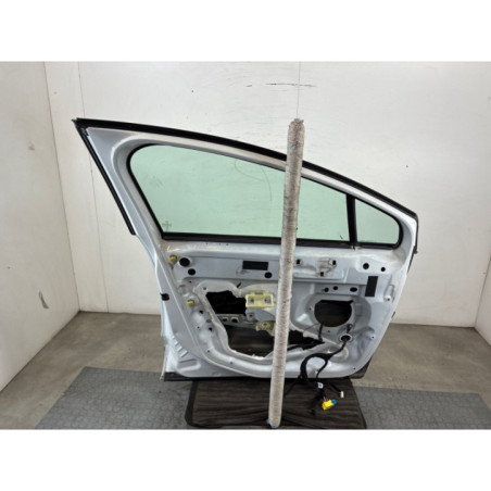 Porte avant gauche PEUGEOT 3008 1