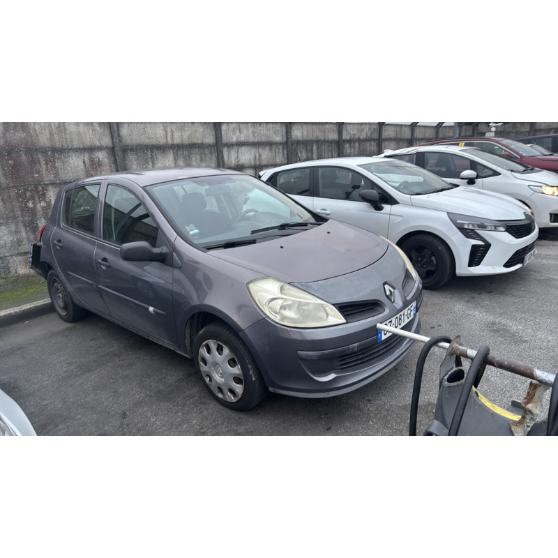 Bras essuie glace avant gauche RENAULT CLIO 3 Photo n°11