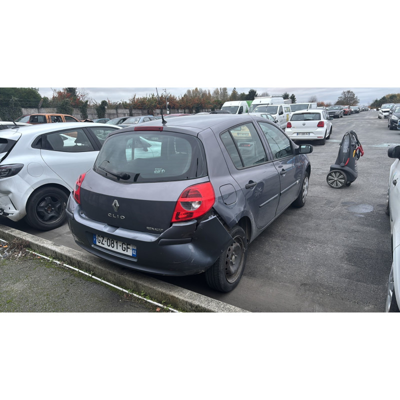 Bras essuie glace avant gauche RENAULT CLIO 3 Photo n°12