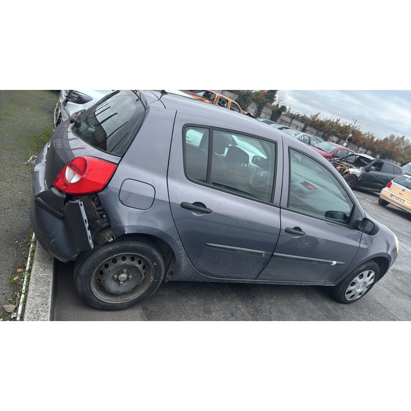 Bras essuie glace avant gauche RENAULT CLIO 3 Photo n°15