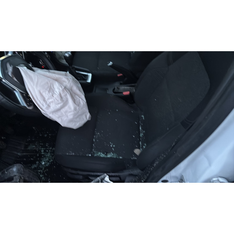 Feu arriere principal gauche (feux) RENAULT CLIO 5 Photo n°17