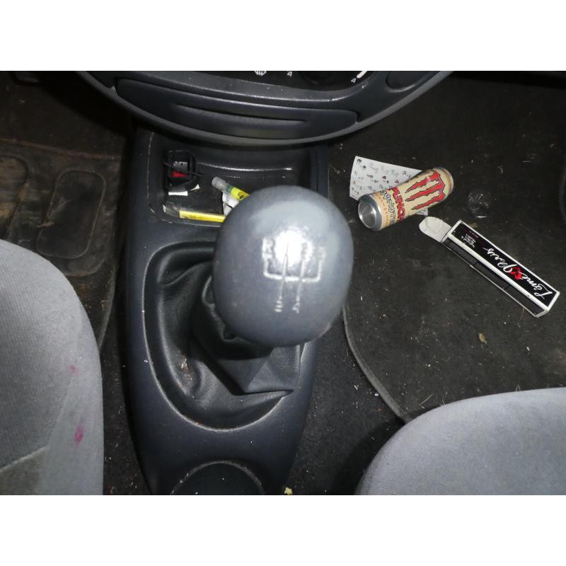 Porte avant droit RENAULT MEGANE 1 Photo n°6