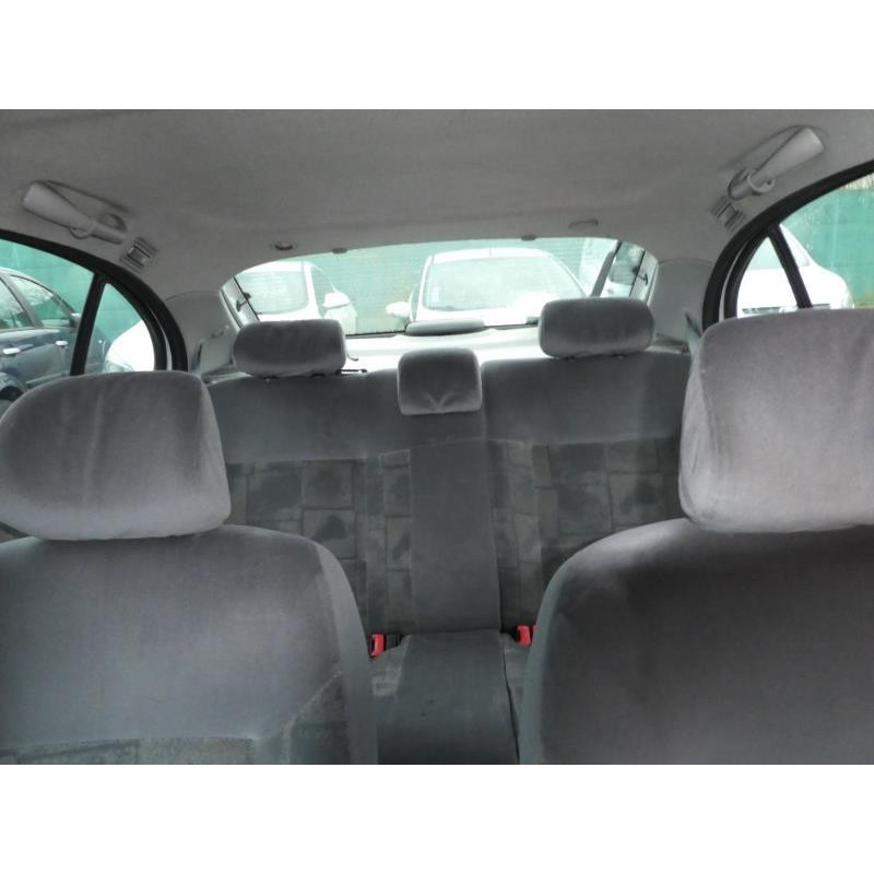 Porte avant droit RENAULT MEGANE 1 Photo n°8