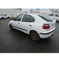 Porte avant droit RENAULT MEGANE 1