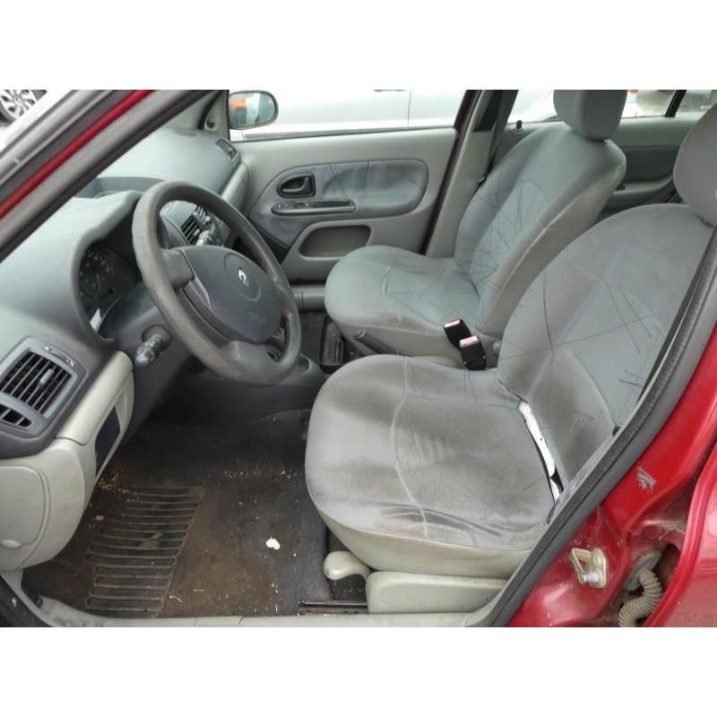 Plage arriere RENAULT CLIO 2 Photo n°7