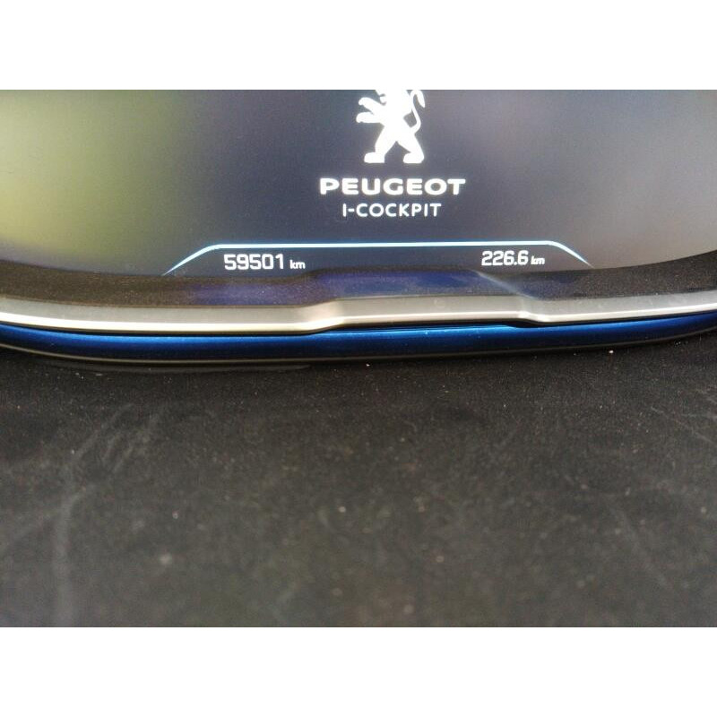 Verin de coffre PEUGEOT 3008 2 Photo n°16