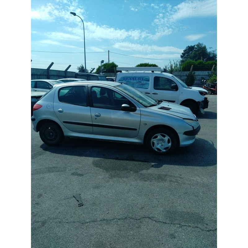 Boitier servitude moteur (BSM) PEUGEOT 206 Photo n°9