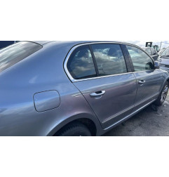 Pivot de moyeu avant droit SKODA SUPERB 2