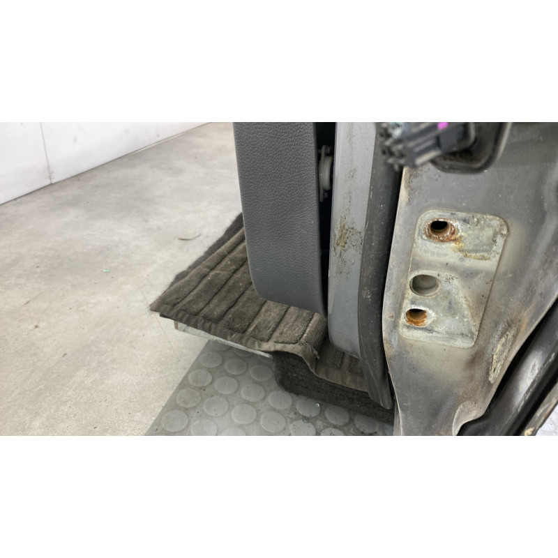 Porte avant gauche VOLKSWAGEN GOLF 5 Photo n°6