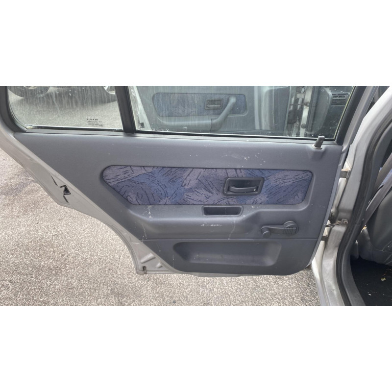 Vitre arriere gauche RENAULT CLIO 1 Photo n°11