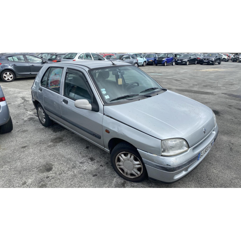 Vitre arriere gauche RENAULT CLIO 1 Photo n°15